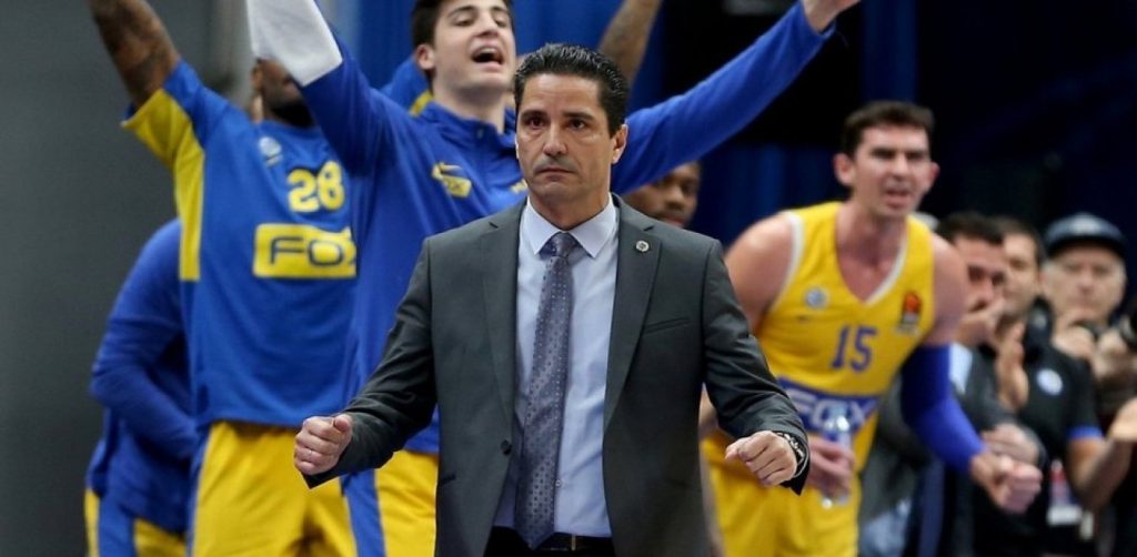 Αποθέωση των οπαδών της Μακάμπι στον Γιάννη Σφαιρόπουλο – Του φώναζαν «σε αγαπώ» στα ελληνικά (βίντεο)