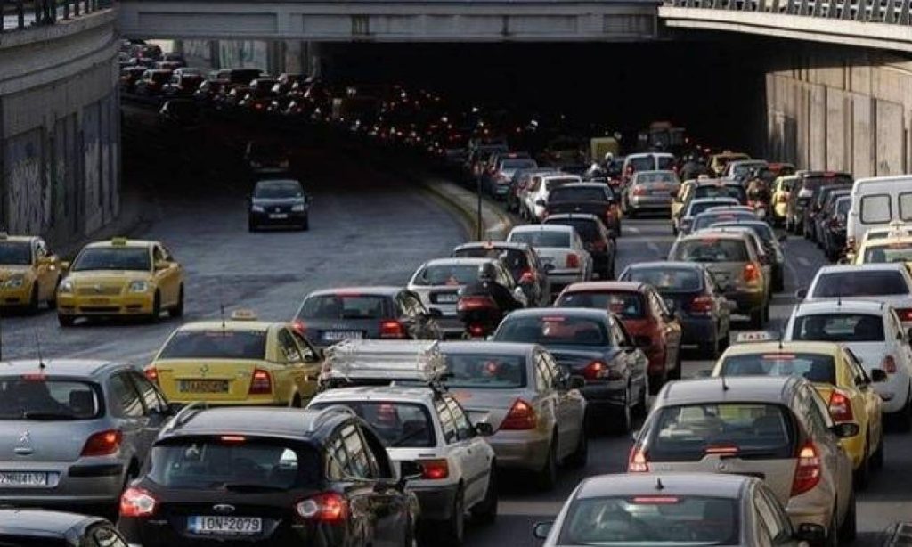 Νέα μελέτη αποκαλύπτει: Στην Αθήνα πάνω από το 70% των ρύπων οξειδίου του αζώτου προέρχονται από τα οχήματα