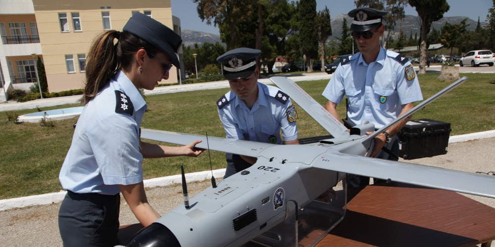 Αντι-drone «όπλα» στην ΕΛ.ΑΣ. – Για να ανιχνεύουν τα ύποπτα ιπτάμενα μέσα