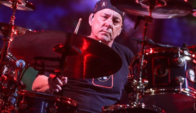 Πέθανε ο ντράμερ και στιχουργός των Rush Neil Peart
