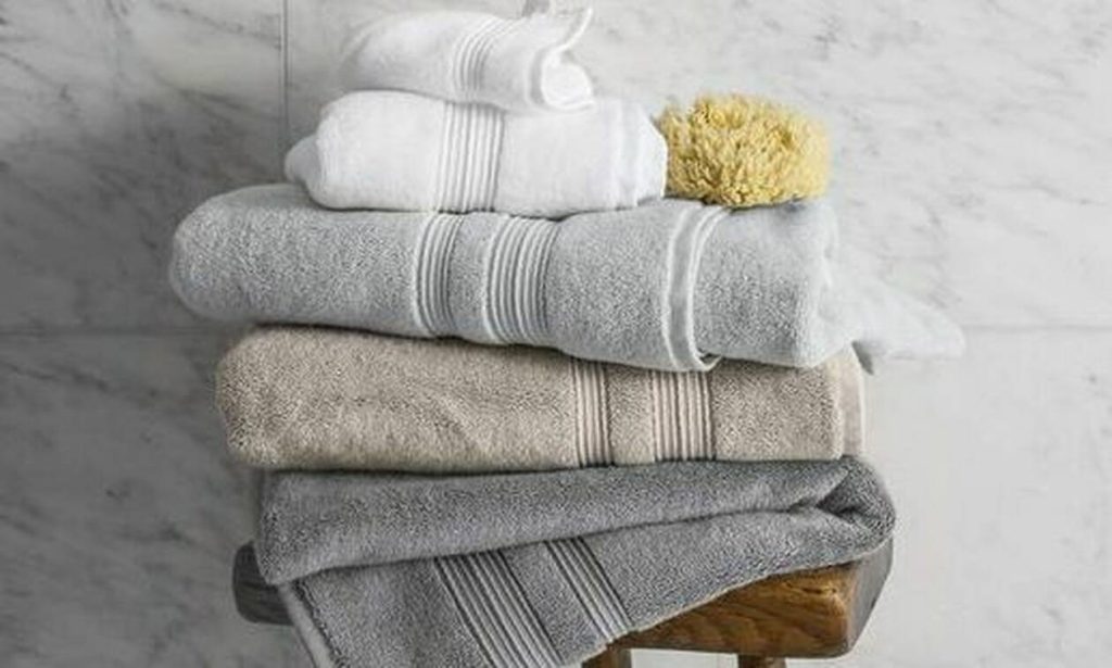 Μην πετάτε τις παλιές πετσέτες μπάνιου – Δείτε πως μπορείτε να τις αξιοποιήσετε (βίντεο)