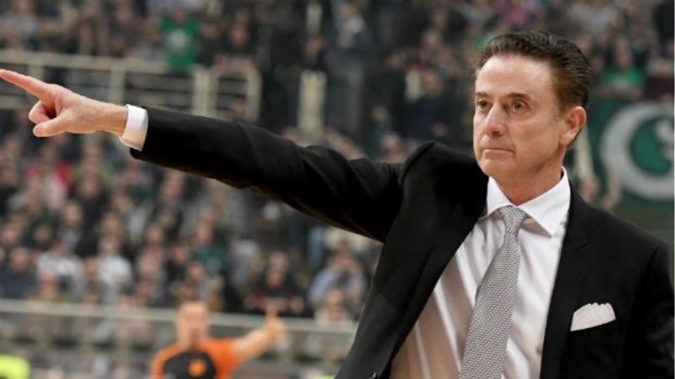 Πιτίνο: “Ονειρεύομαι στα 67 μου να περπατήσω στο Τόκιο με την Ελλάδα”