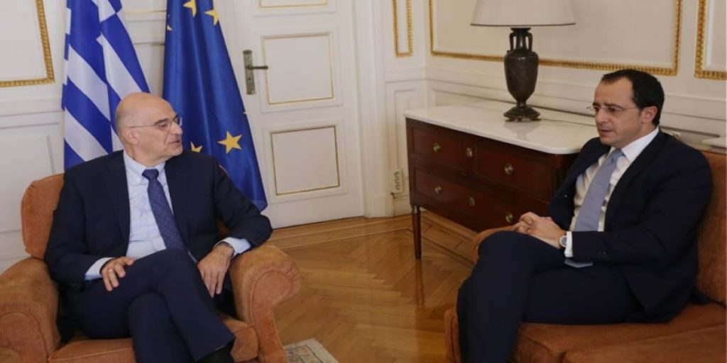 Αύριο η συνάντηση Δένδια – Χριστοδουλίδη: Βασικά θέματα συζήτησης το κυπριακό και οι προκλήσεις της Τουρκίας