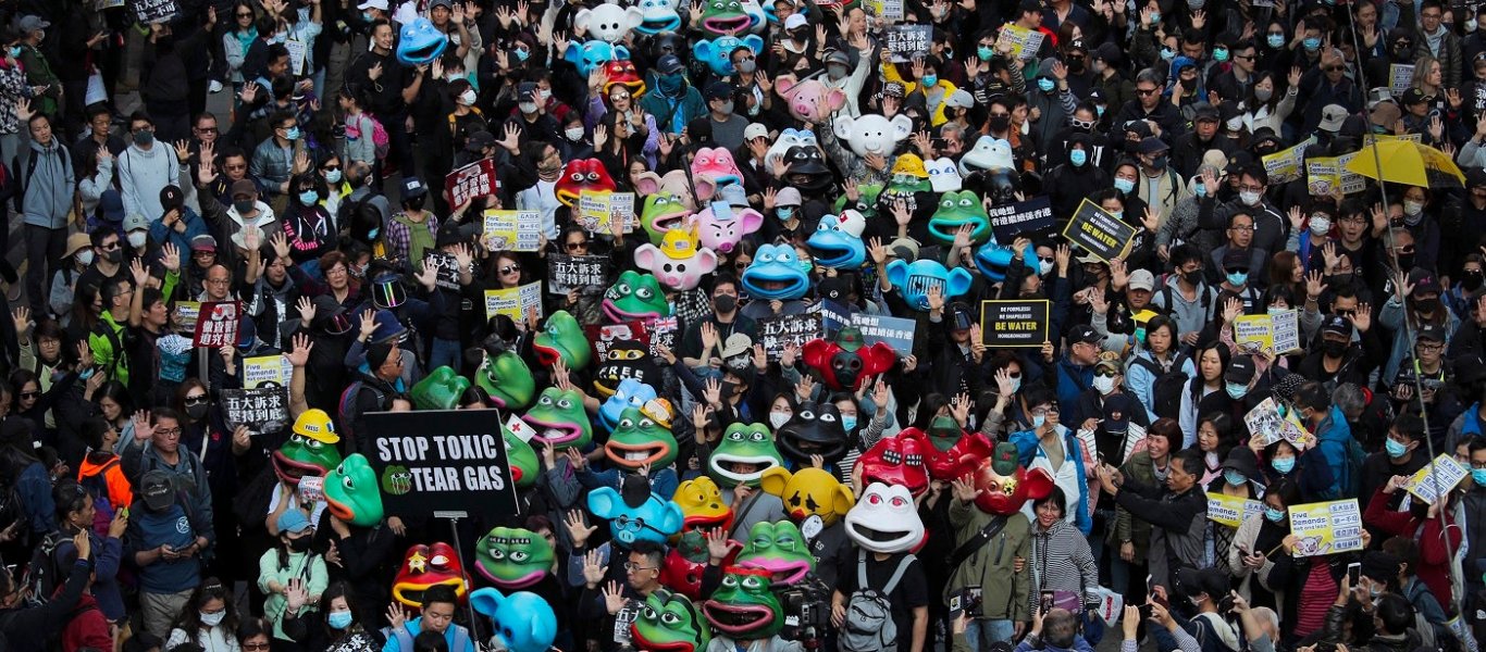 Χονγκ Κονγκ: Απαγορεύτηκε η είσοδος στο διευθυντή του Παρατηρητηρίου Ανθρωπίνων Δικαιωμάτων