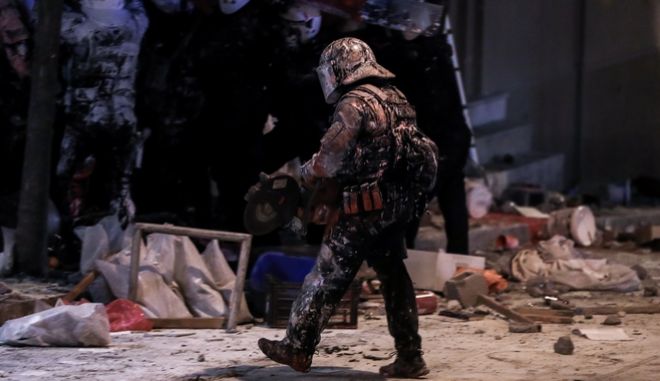 Στον εισαγγελέα οδηγούνται οι συλληφθέντες από τις καταλήψεις στο Κουκάκι