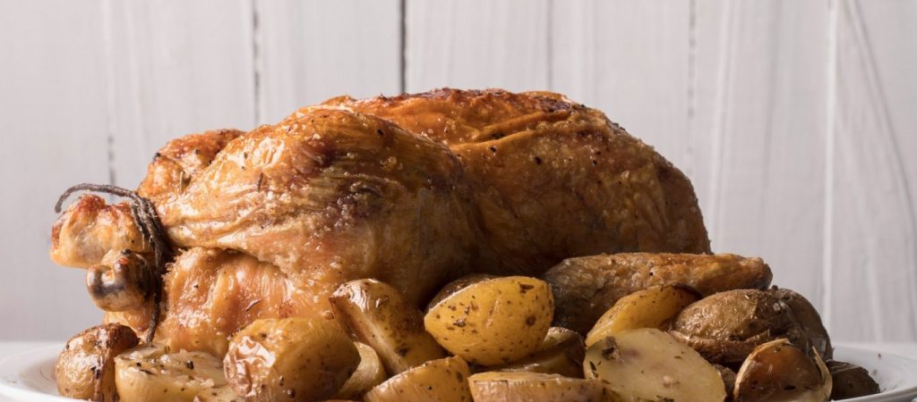 Πόσο παχαίνει το κοτόπουλο; – Θερμίδες σε στήθος, μπούτι, φτερούγα και πέτσα