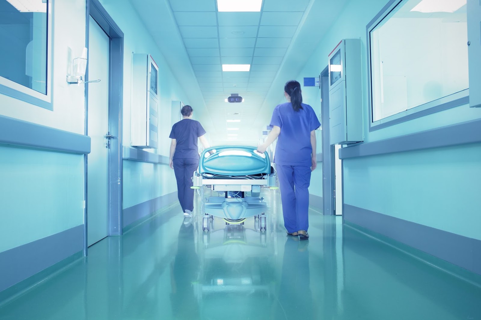 «Παρελθόν» τα επείγοντα από τα νοσοκομεία – Τι θα γίνει με τα ράντζα