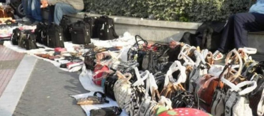 Πρόστιμα αξίας 33.000 ευρώ για παρεμπόριο μέσα σε 12 ημέρες