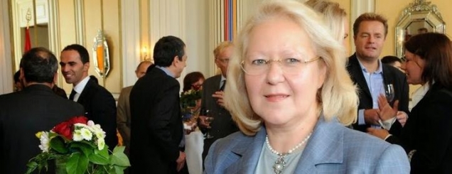 Η Ελένη Σουρανή νέα διευθύντρια στο διπλωματικό γραφείο του πρωθυπουργού
