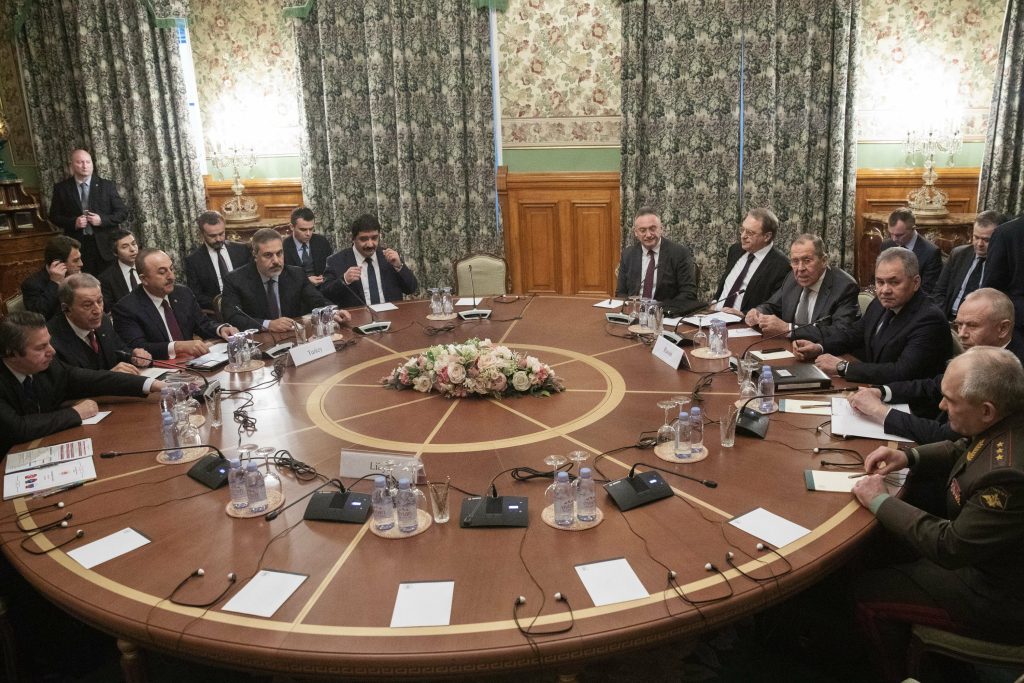 Διάσκεψη για τη Λιβύη – Σφυροκόπημα κυβέρνησης από ΣΥΡΙΖΑ: «Η Ελλάδα είναι απομονωμένη όχι η Τουρκία»