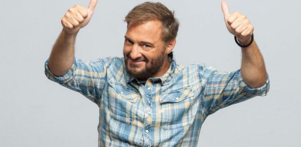 Το «Deal» επέστρεψε με… την Κρητικιά που κέρδισε 13.000 ευρώ και τον… «γυπαετό» που είναι έτοιμος για όλα (βίντεο)