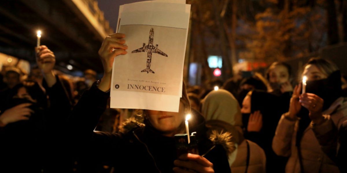 Ιράν: Επεισόδια και αστυνομική βία στις κινητοποιήσεις για την κατάρριψη του Boeing (βίντεο)
