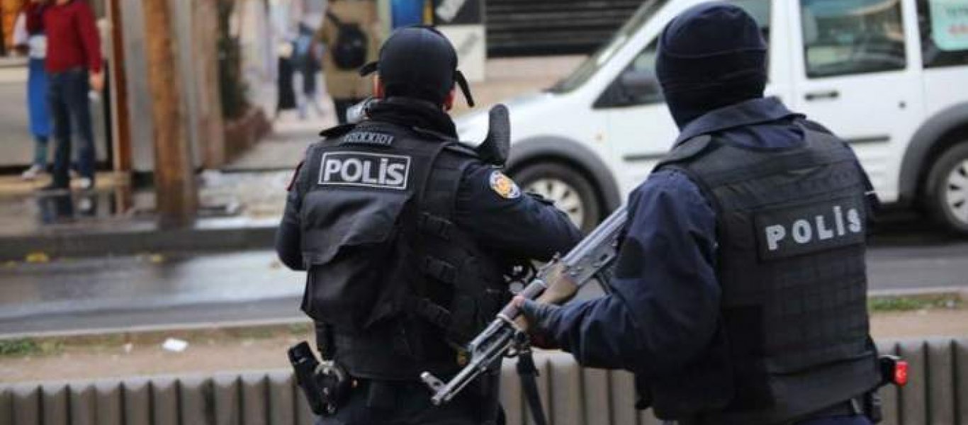 Τούρκοι εισαγγελείς διέταξαν να συλληφθούν 176 στρατιωτικοί που φέρονται να συνδέονται με το δίκτυο Γκιουλέν