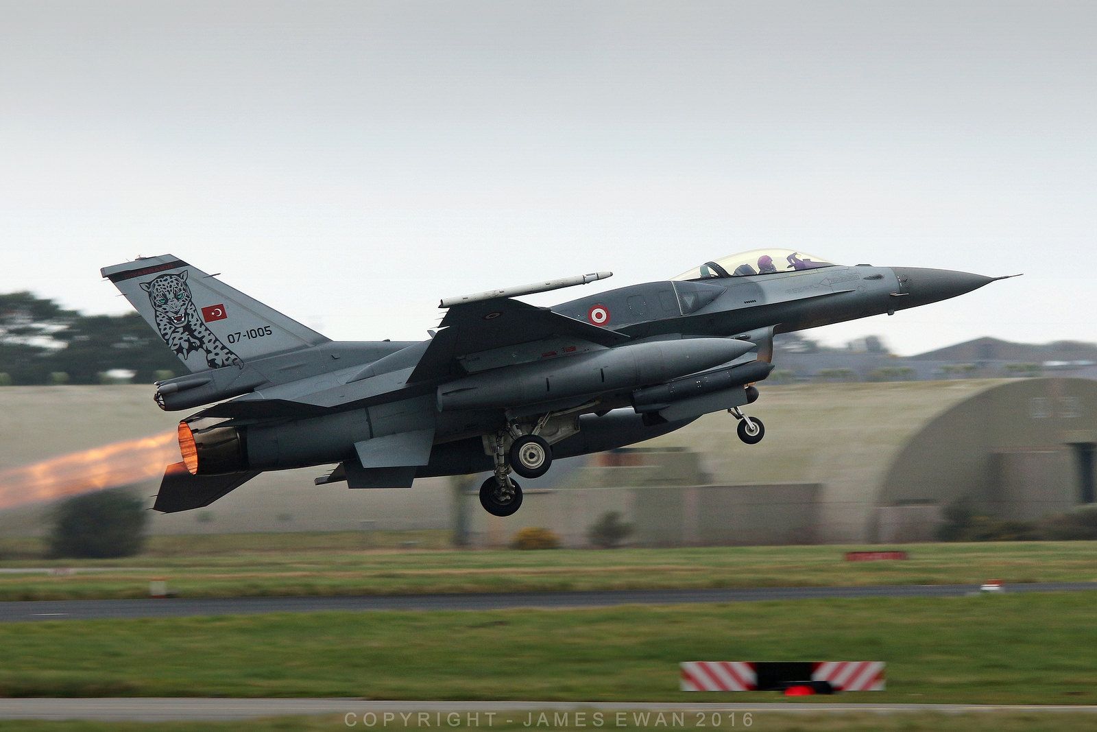 Αιγαίο: Στις… 120 παραβιάσεις σταμάτησαν οι Τούρκοι! – Απογείωσαν  18 F-16