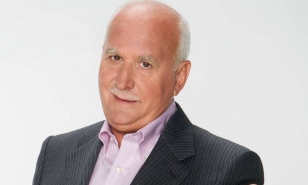 Έξαλλος ο Γιώργος Παπαδάκης με τα μηνύματα τηλεθεατή: «Σε αφήνουμε στην εξαθλίωση σου – Μην πίνεις, κάνει κακό»