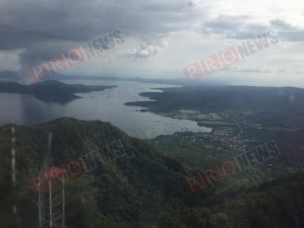 Αποκλειστικό: Δείτε φωτογραφίες από το ηφαίστειο Ταάλ στις Φιλιππίνες – Η τέφρα έχει «σκεπάσει» όλη τη χώρα (φώτο)