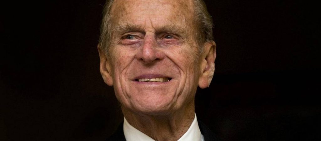 Εσύ το ήξερες; – Δείτε ποια είναι η θρησκεία που θεωρεί τον Πρίγκηπα Φίλιππο θεϊκό ον