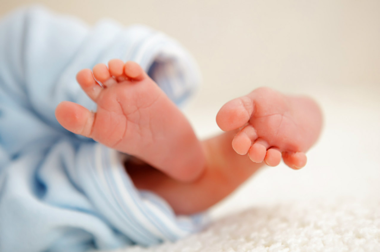 Κατατέθηκε στη Βουλή το νομοσχέδιο για το επίδομα γέννας ύψους 2.000 ευρώ – Αναλυτικά οι δικαιούχοι και τα κριτήρια