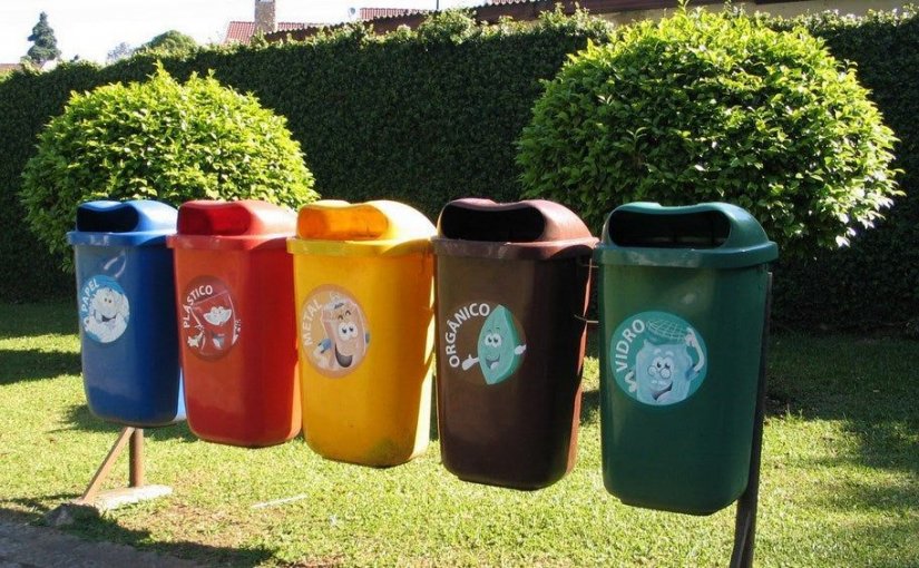 Πρωτοποριακή προσπάθεια: Κάδοι ανακύκλωσης που μιλούν – Ποια αντικείμενα δέχονται;