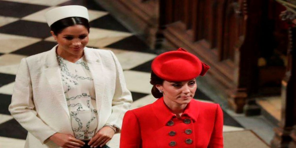 Μέγκαν Μαρκλ – Κέιτ Μίντλετον: Δείτε πόσο διαφορετικά αντιμετώπισαν την κάθε μία τα ΜΜΕ (φώτο)