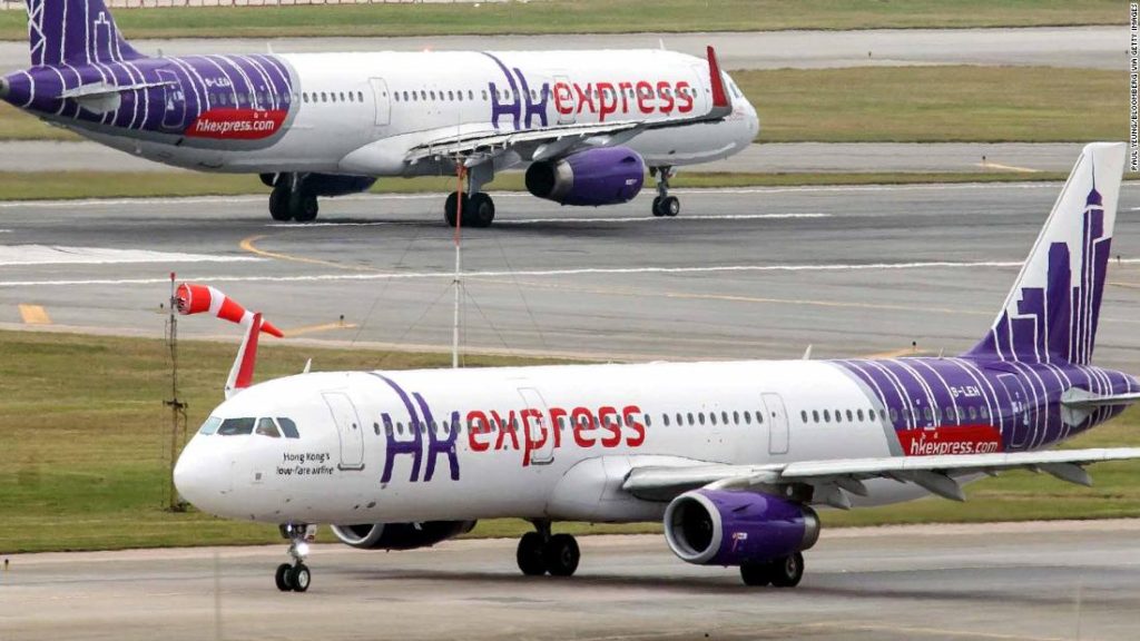 Χονγκ Κονγκ: Υποχρέωσαν νεαρή να κάνει τεστ εγκυμοσύνης πριν μπει σε αεροπλάνο λόγω αμερικανικής νομοθεσίας