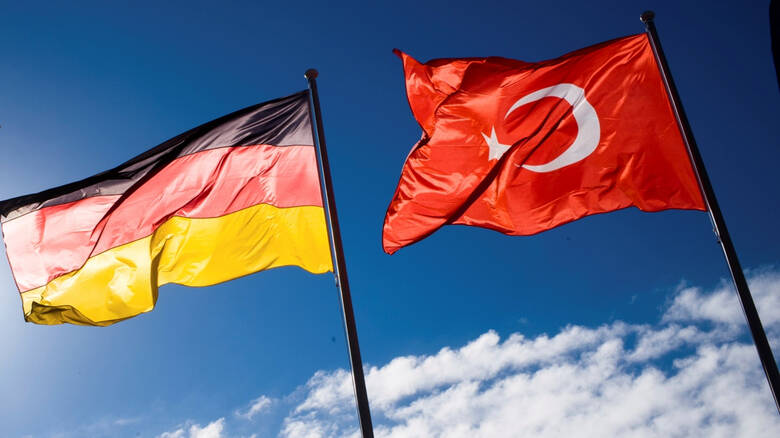 Η γερμανική κυβέρνηση καλύπτει την Τουρκία για την Διάσκεψη για Λιβύη:«Δεν μας είπε η Άγκυρα να μην έρθει η Ελλάδα»