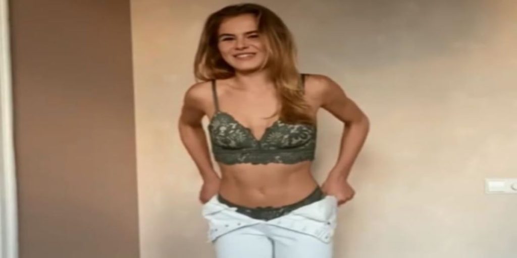 Κάθεστε; – Η κοπέλα του Ντε Λιχτ ανέβασε βίντεο που κάνει στριπτiζ! (φώτο – βίντεο)