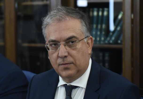 T.Θεοδωρικάκος υπόσχεται νέο αναπτυξιακό πρόγραμμα για τους ΟΤΑ