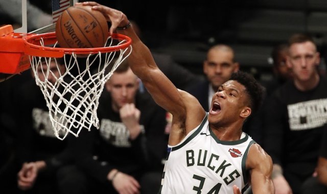 Tο σόου του Αντετοκούνμπο στη νέα νίκη των Μπακς (βίντεο)