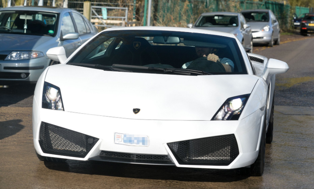 To τροχαίο του Αργεντίνου ποδοσφαιριστή της Μάντσεστερ Γιουνάιτεντ  – Βγήκε από τα συντρίμμια (βίντεο)