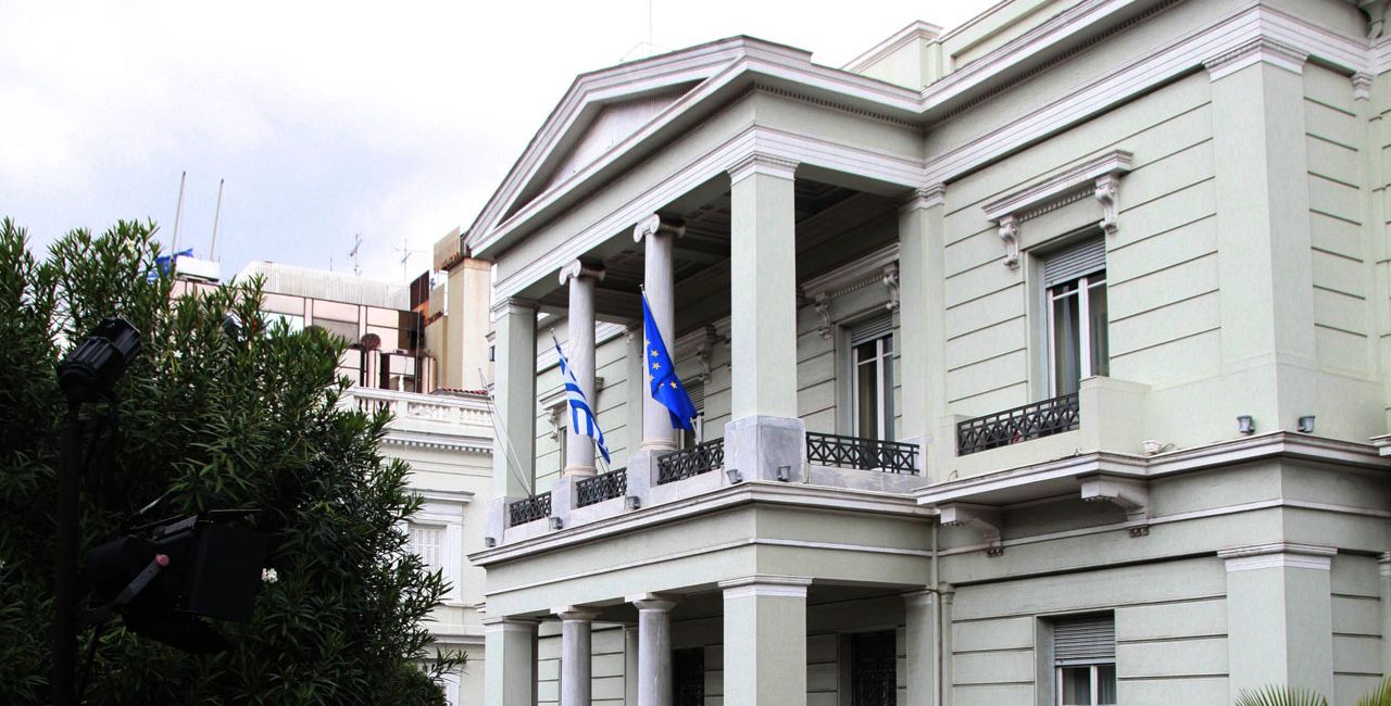Οι κωμικοί της ελληνικής εξωτερικής πολιτικής εν δράσει και στο λιβυκό ζήτημα