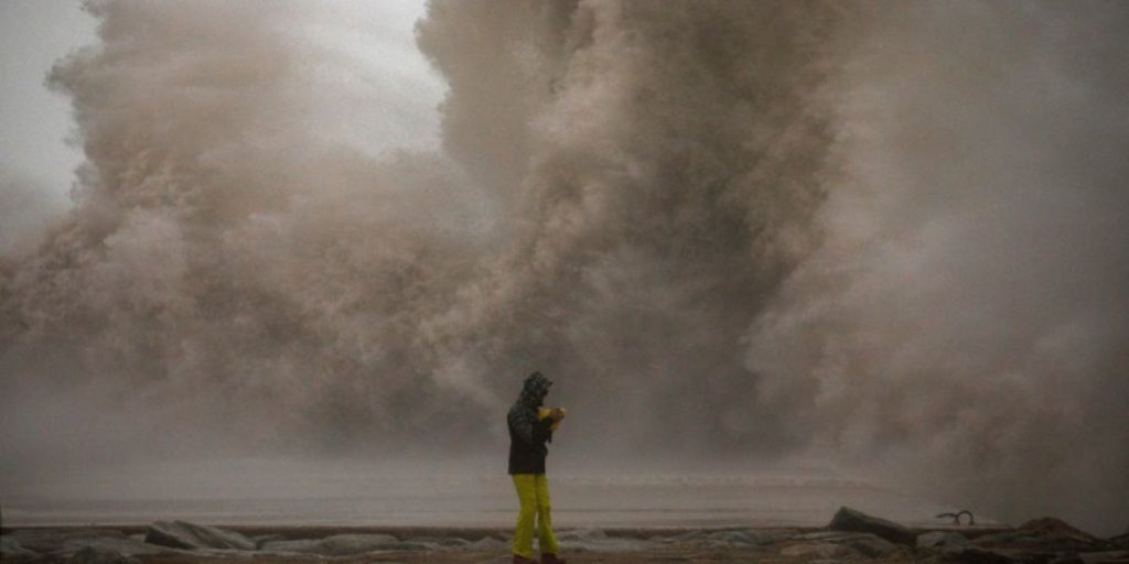 Καταιγίδα «Gloria»: Συναγερμός και στη νότια Γαλλία – Τουλάχιστον 4 οι νεκροί στην Ισπανία (φώτο – βίντεο)