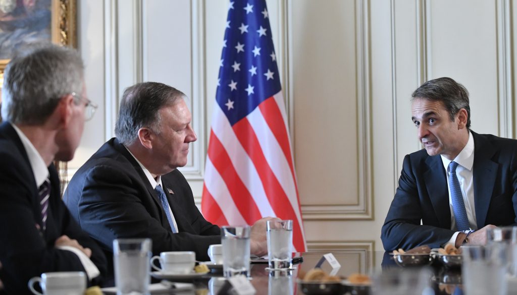 Επιστολή Πομπέο σε Κ.Μητσοτάκη: Οι ΗΠΑ «διαβεβαιώνουν» την Ελλάδα όπως «διαβεβαίωναν» και τους Κούρδους