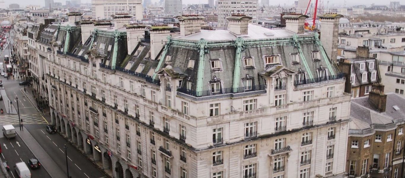 Ριτζ του Λονδίνου: Στα χέρια Σαουδάραβα ένα από τα πιο εμβληματικά ξενοδοχεία του κόσμου (φώτο)