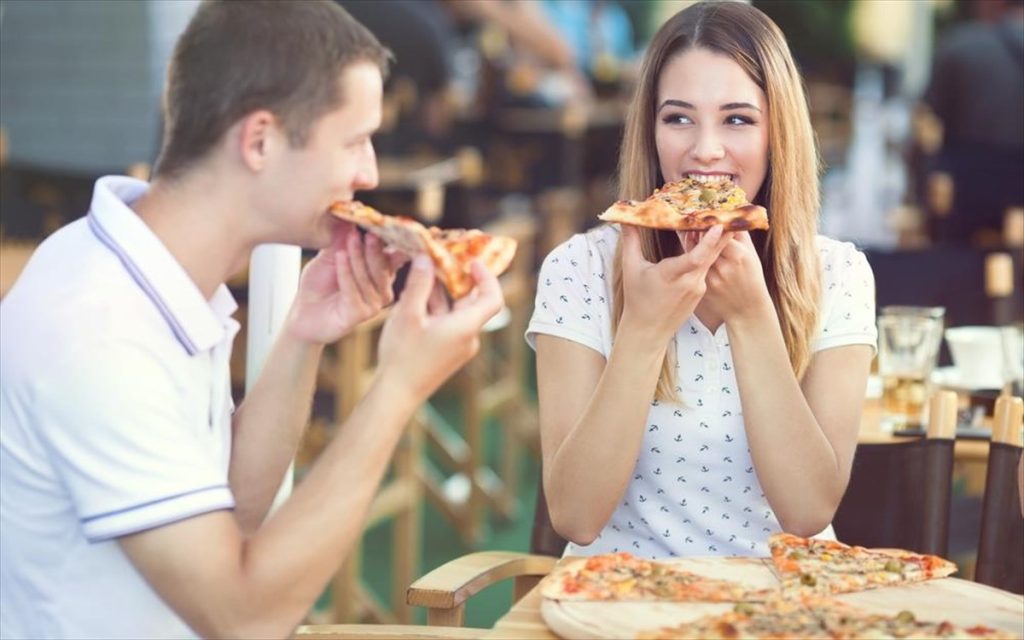 Πόσο αλάτι πρέπει να τρώτε – Mπορεί η υπερκατανάλωση να μας δημιουργήσει προβλήματα;