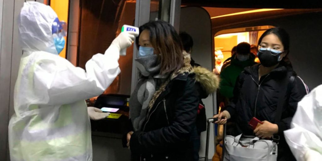 Παγκόσμια ανησυχία για τον κοροναϊό: Μεταλλάσσεται και εξαπλώνεται τονίζουν οι ειδικοί – Φόβοι για πανδημία (φώτο)