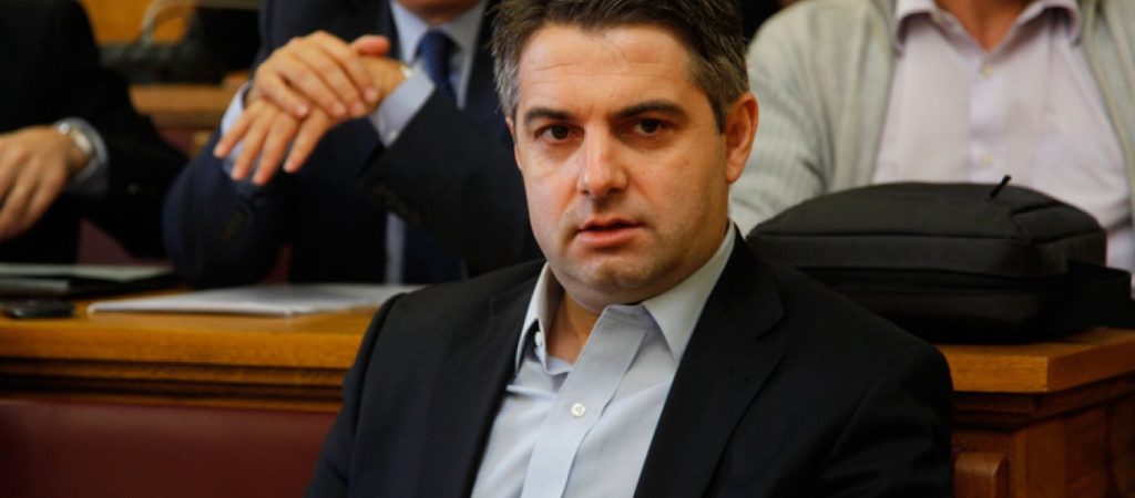 Η πρώτη selfie της νέας ΠτΔ: Ο Οδυσσέας Κωνσταντινόπουλος ο τυχερός (φωτό)