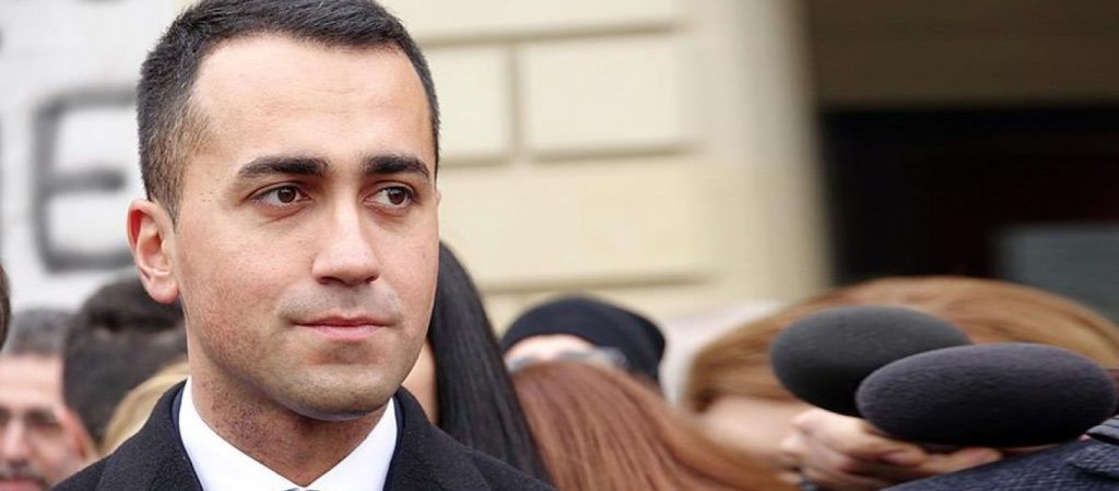 Iταλία: Ο Λουίτζι Ντι Μάιο παραιτείται από την αρχηγία του Κινήματος 5 Αστέρων