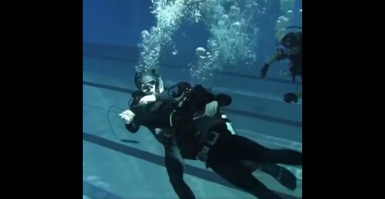 Υποβρύχια μάχη με μαχαίρια μεταξύ Ρώσων Spetsnaz – Δείτε πώς εκπαιδεύονται! (βίντεο)