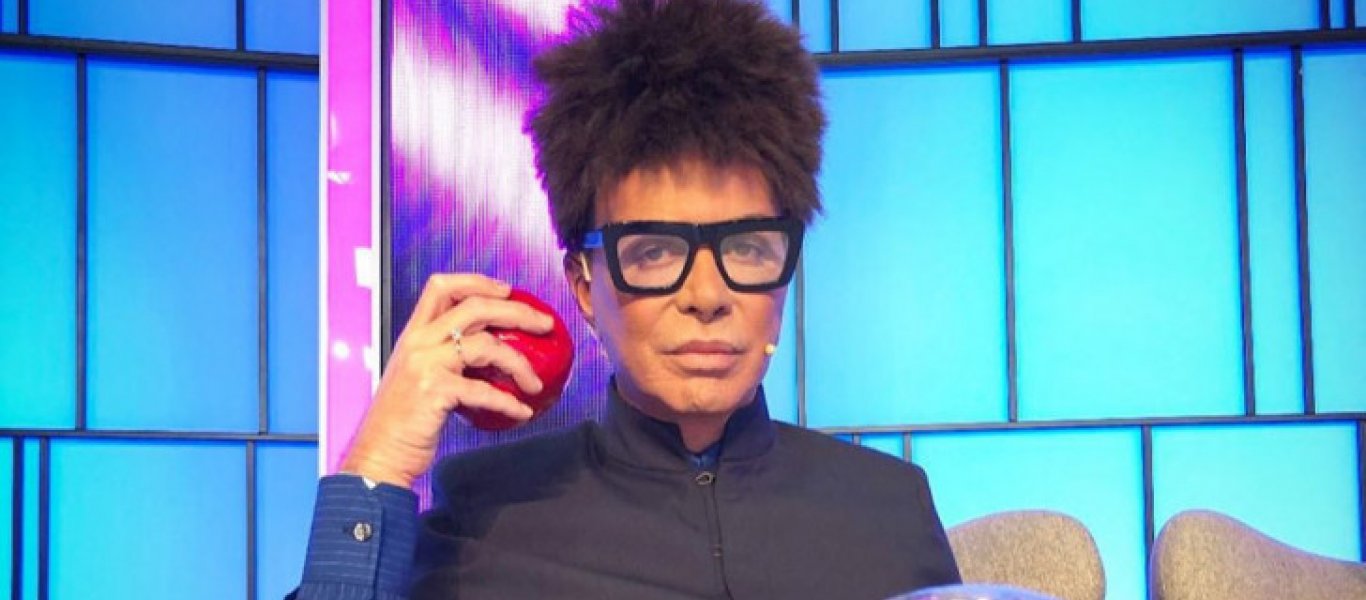 Η… «πινελιά» του My Style Rocks: Από το… βαθύ ντεκολτέ στα… μπικουτί και… που είσαι ακόμα (φώτο-βίντεο)