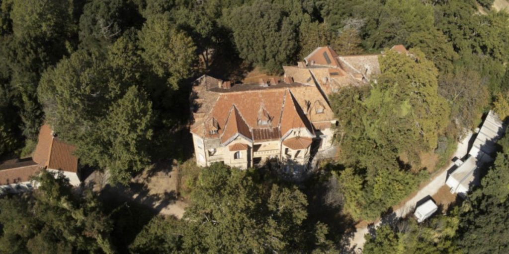 Τατόι: Πότε και πως θα γίνουν οι εργασίες αποκατάστασης – Τα κρυφά αντικείμενα πολυτελείας