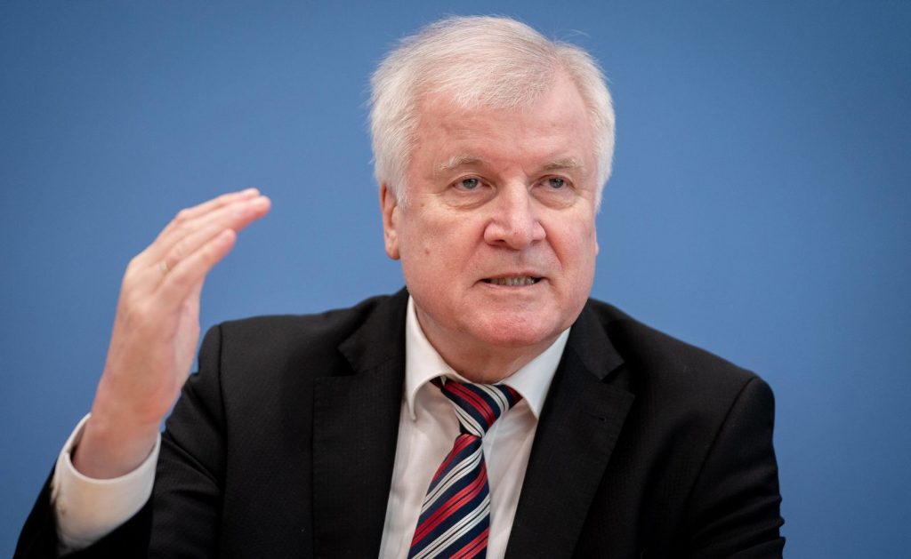 Γερμανία: Να μην γίνει η επιχείρηση “Σοφία” υπηρεσία ταξί για αλλοδαπούς
