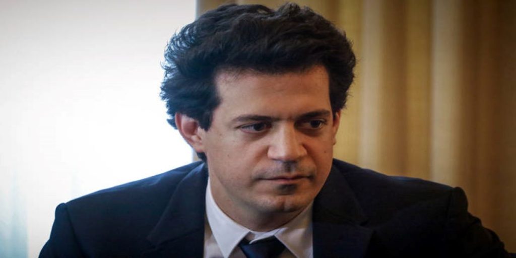 Η κυβέρνηση ψάχνει τρόπους να αξιοποιήσει τις ικανότητες του Κωνσταντίνου Δασκαλάκη