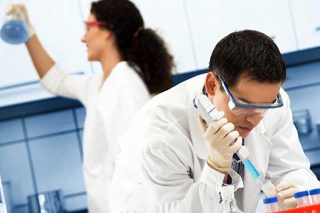 Αμερικανοί επιστήμονες προειδοποιούν: «Τα φίδια πιθανόν να αποτελούν την πηγή του κοροναϊού»