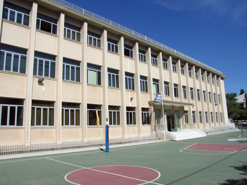 Φρίκη σε σχολείο της Θεσσαλονίκης: Μαθητές ανάγκασαν συμμαθήτριά τους να γλείψει τούρκικη τουαλέτα