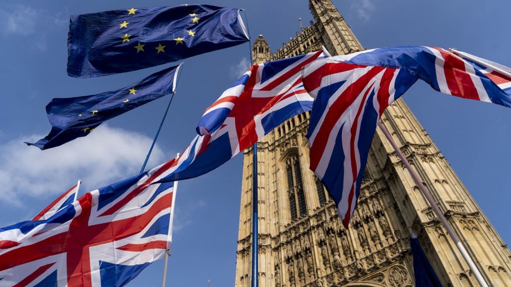 Υπέγραψαν τη συμφωνία για το Brexit Κομισιόν και Ευρωπαϊκό Συμβούλιο (φωτο)