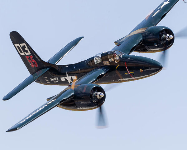 Grumman F-7F Tigercat και οι κινητήρες των 4.000 ίππων (βίντεο)