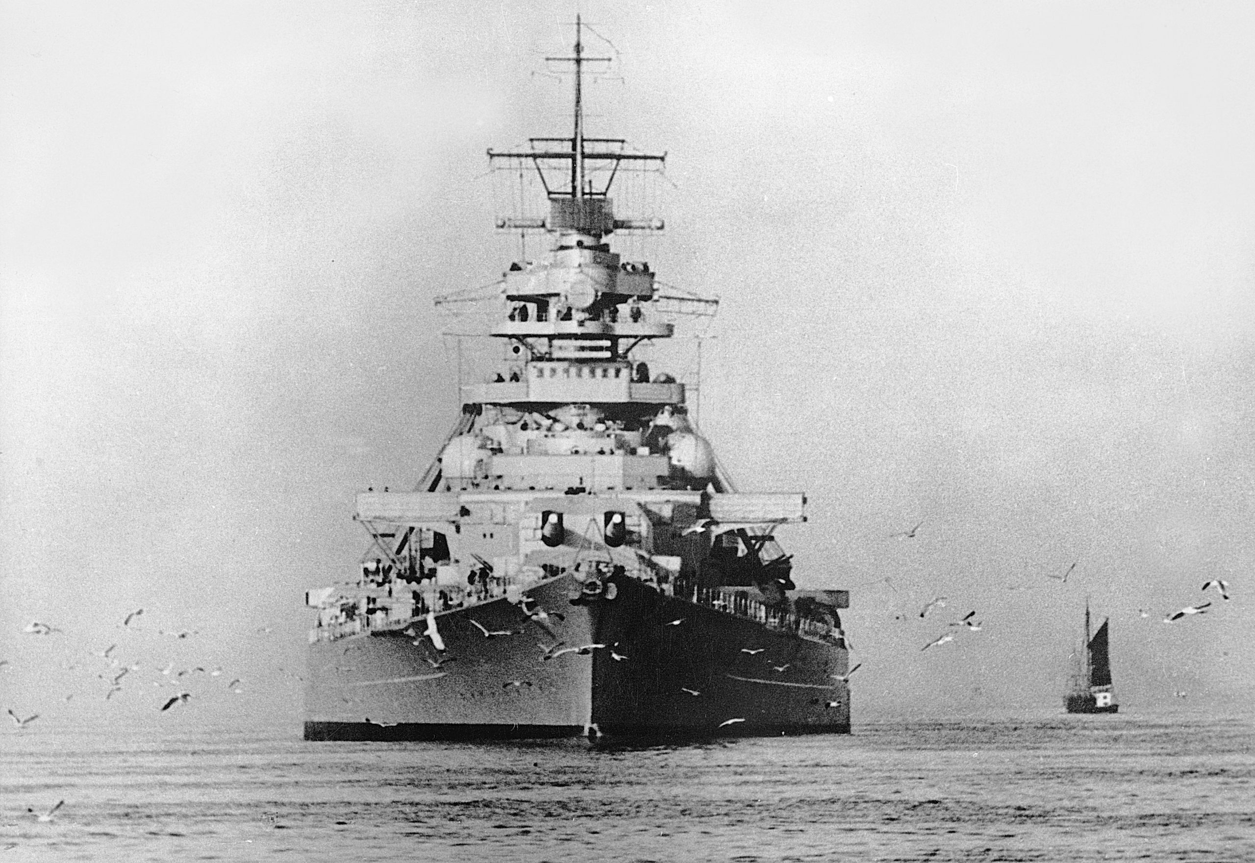 Βίντεο: Το θρυλικό θωρηκτό Bismarck – Ο θαλάσσιος σιδηρούν τιτάνας του Τρίτου Ράιχ