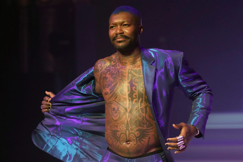 Πρώην αστέρας του Παναθηναϊκού έκλεψε την παράσταση στο show του Ζαν Πολ Γκοτιέ (φώτο)