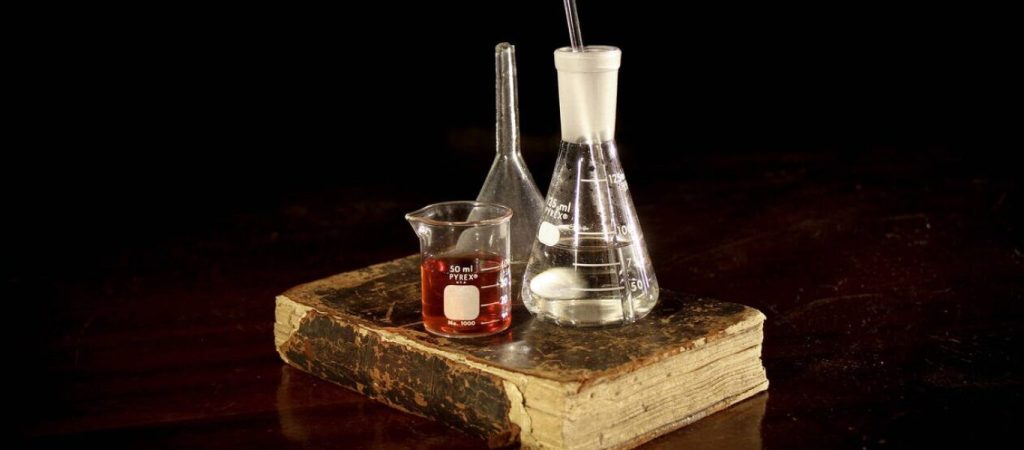 Αυτό είναι το ελιξίριο της μακροζωίας που έπιναν το 19ο αιώνα – Δείτε πως να το φτιάξετε